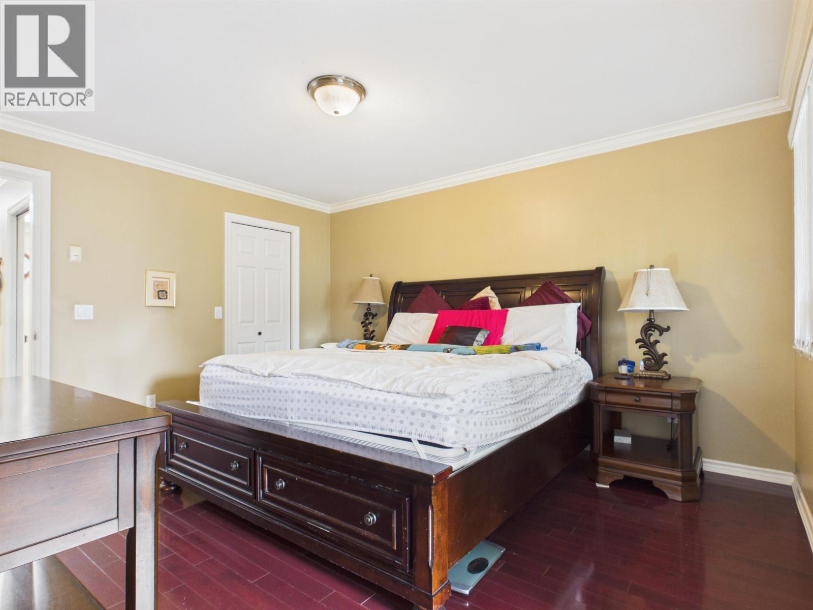 6615 Dufferin Avenue Property Photo 18