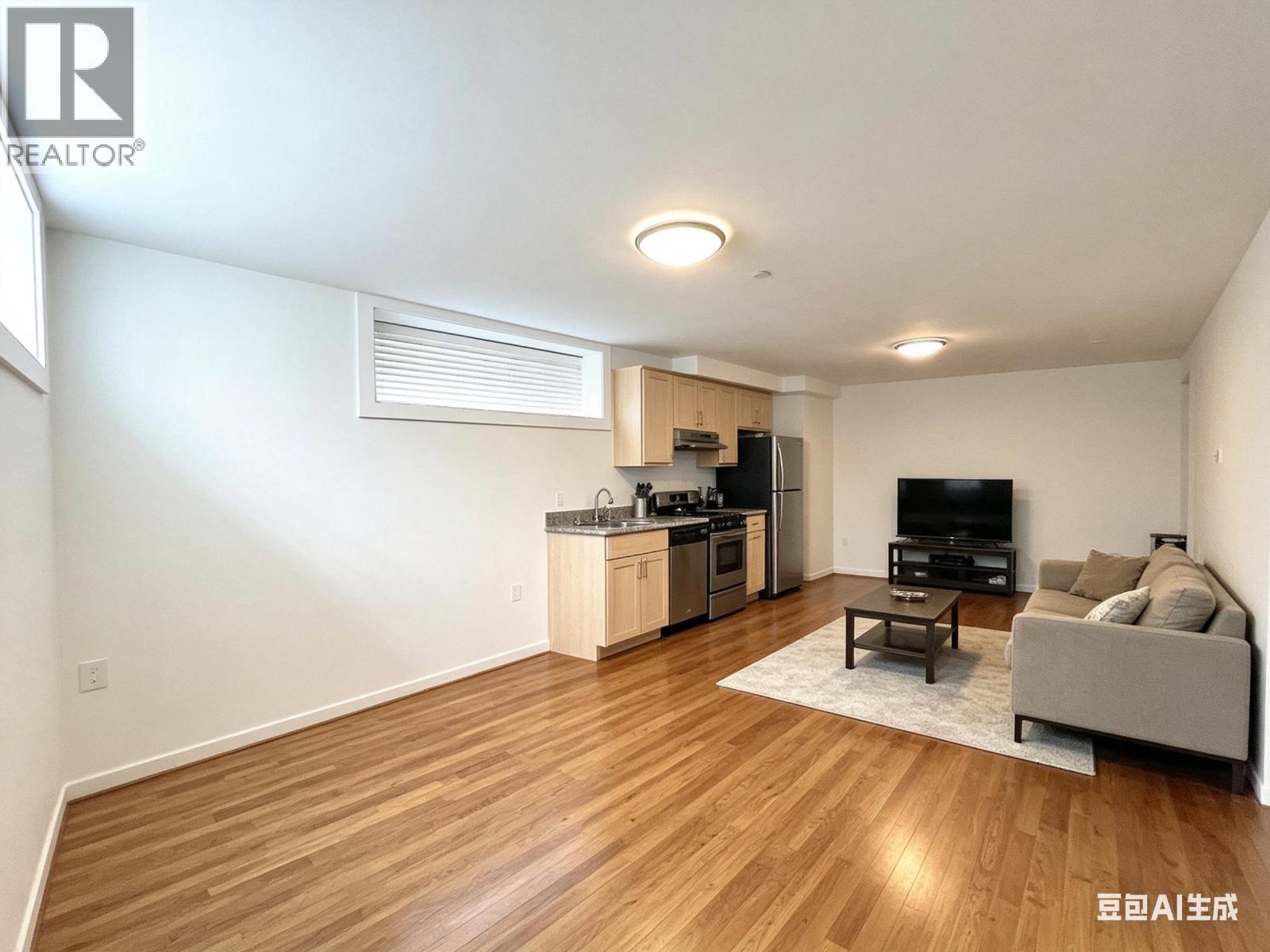 1633 Se Marine Drive Property Photo 34