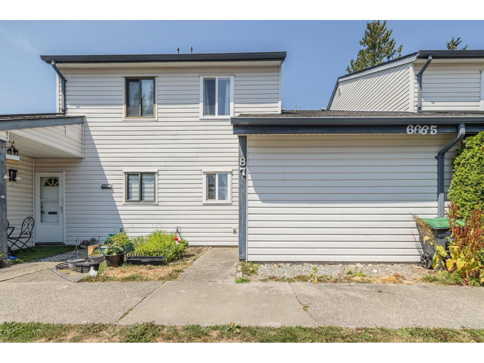 87 6665 138 STREET Property Photo 1