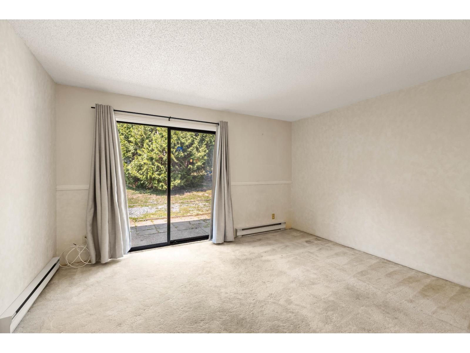 87 6665 138 Street Property Photo 16