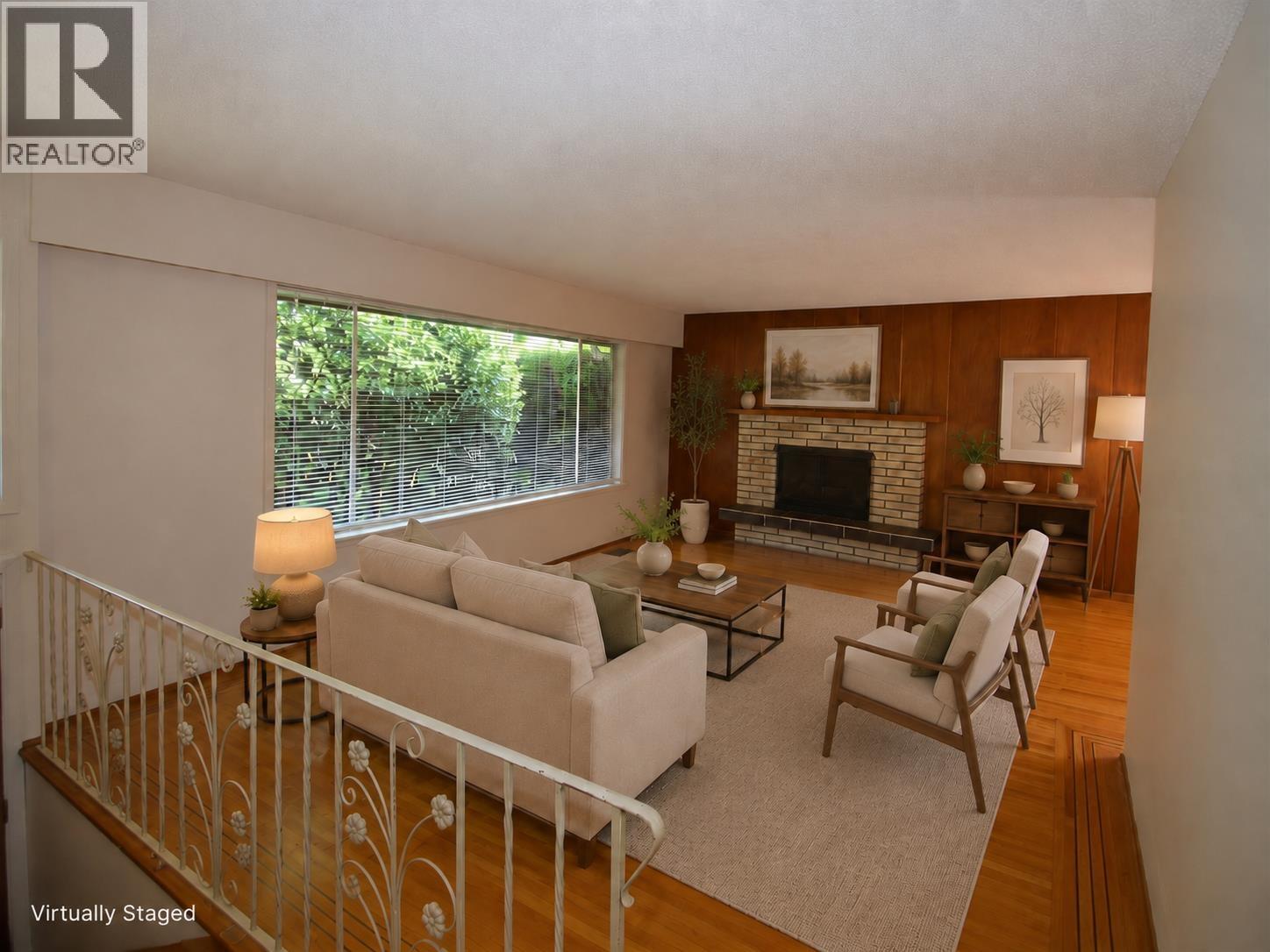 929 Prospect Avenue Property Photo 2
