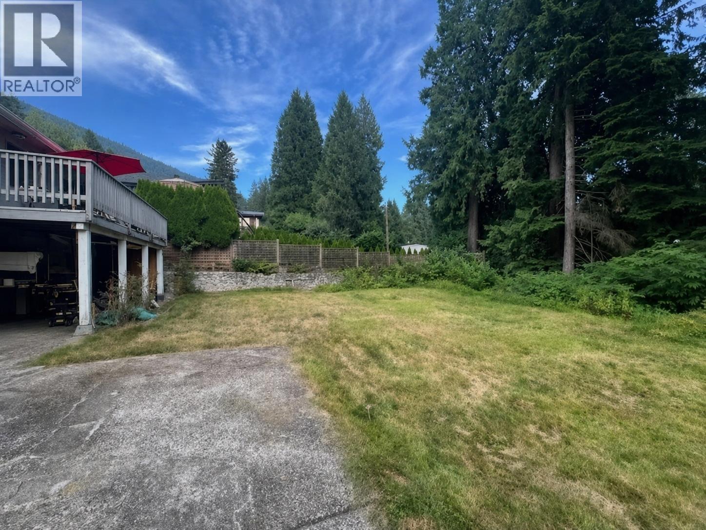 929 Prospect Avenue Property Photo 29