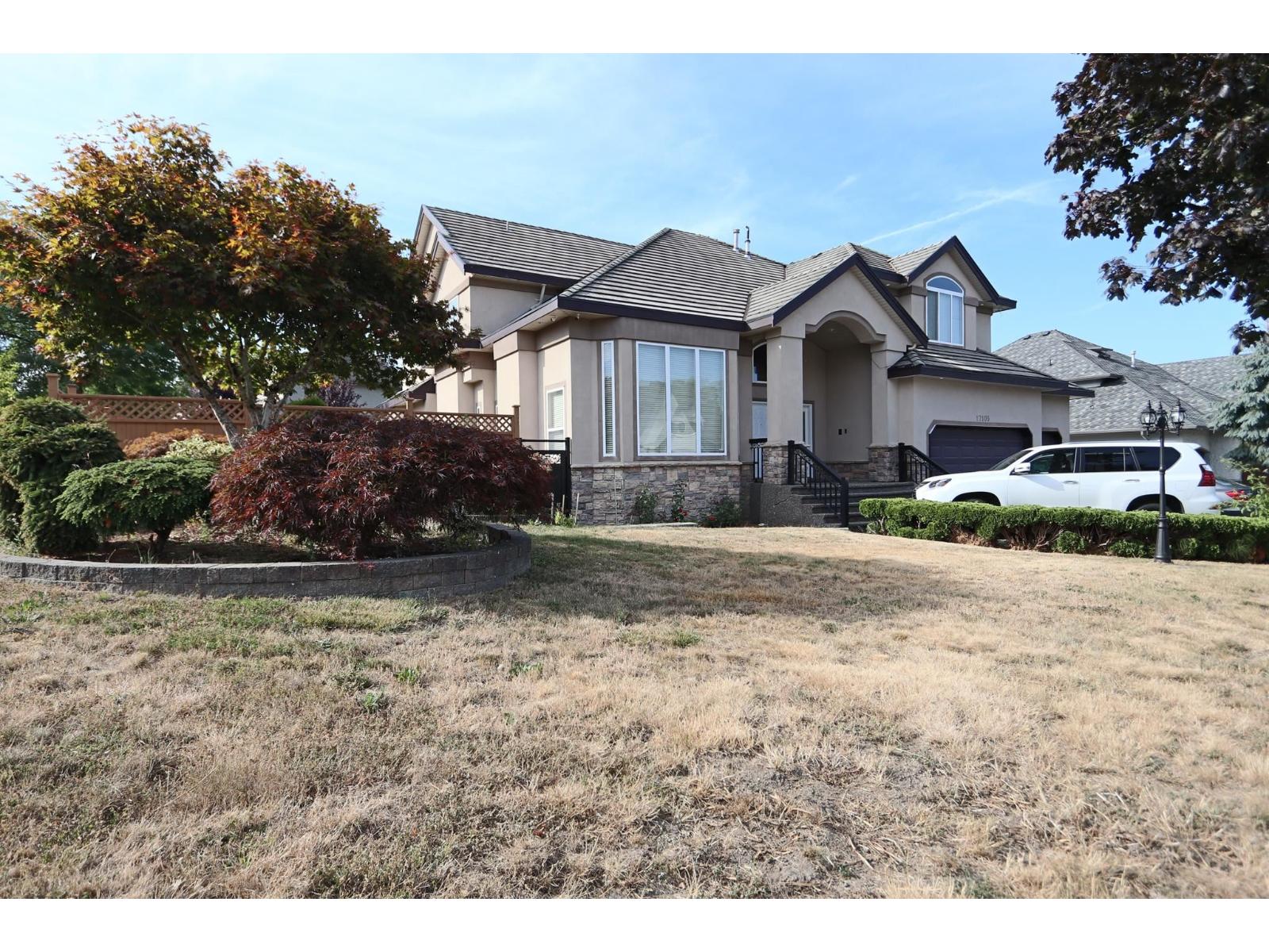 17105 Greenway Drive Property Photo 2