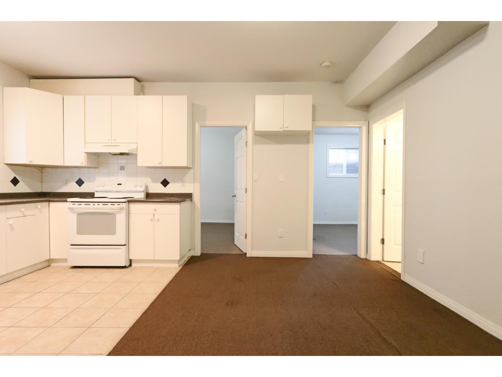 17105 Greenway Drive Property Photo 6