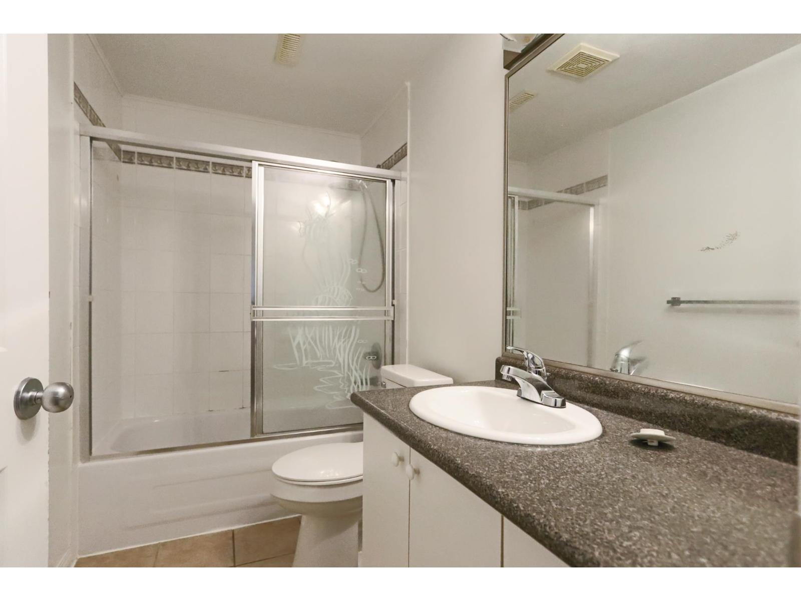 17105 Greenway Drive Property Photo 9