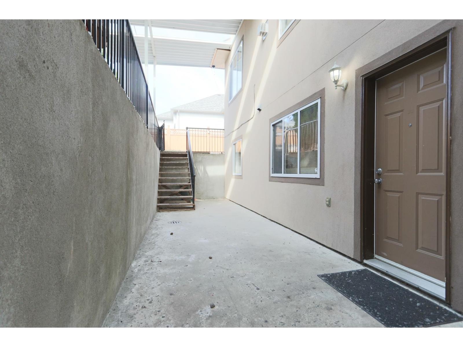17105 Greenway Drive Property Photo 16
