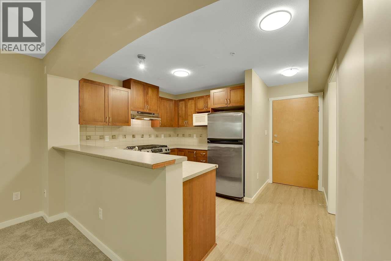 408 2959 Silver Springs Boulevard Property Photo 9