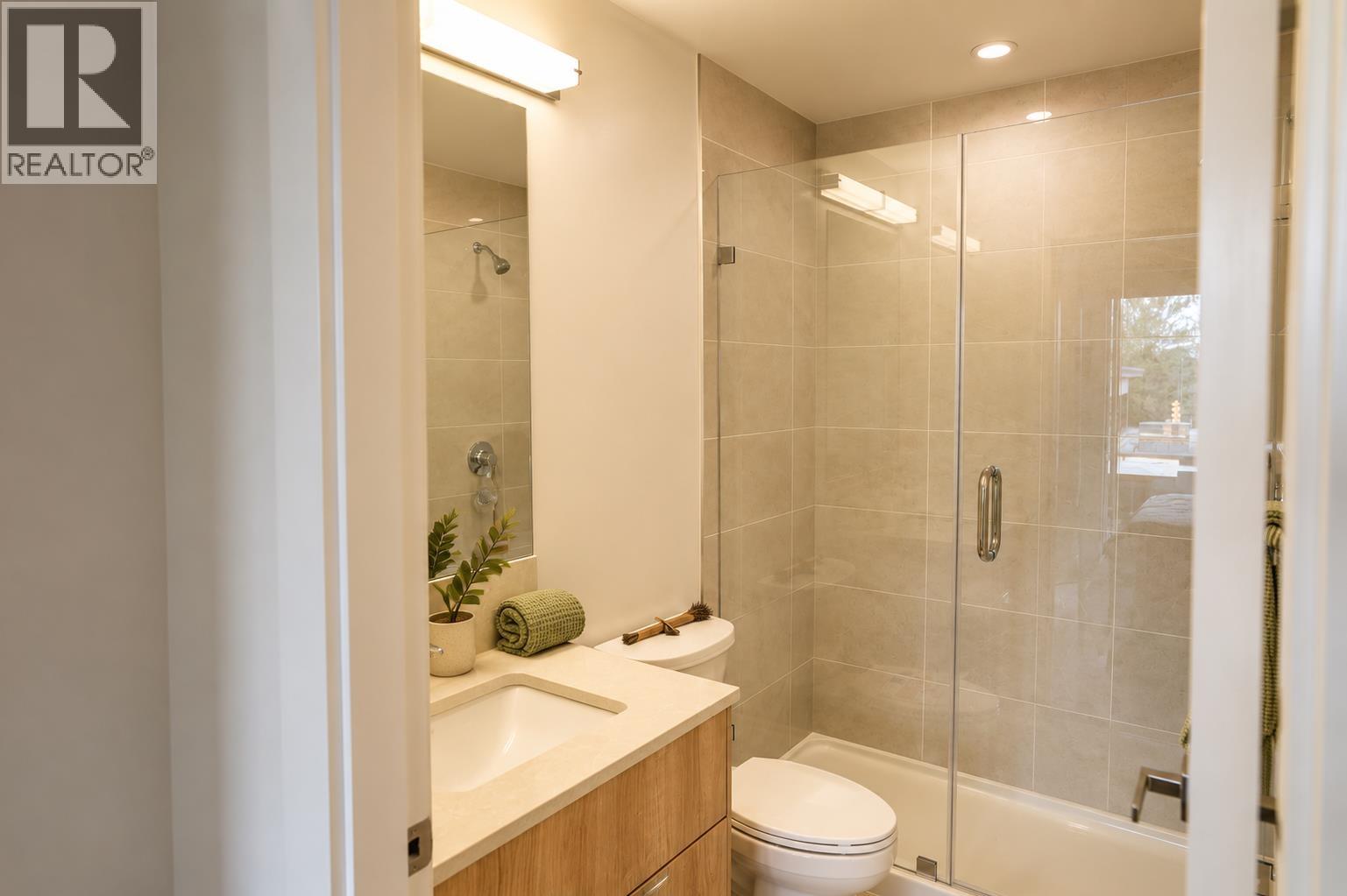 411 245 Bewicke Avenue Property Photo 13