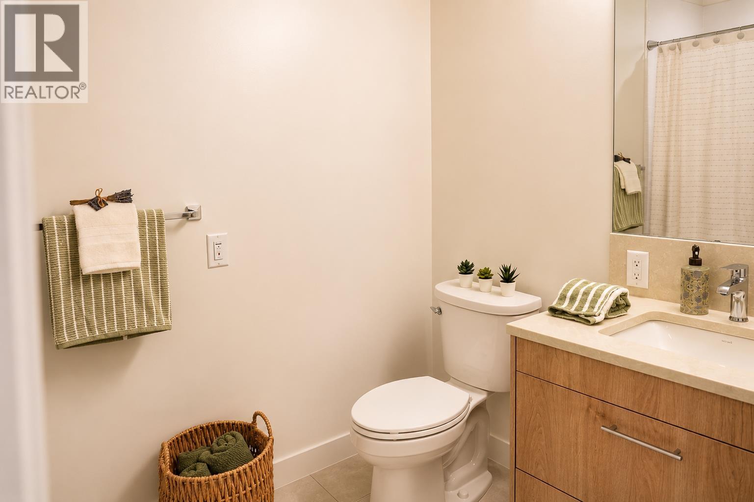 411 245 Bewicke Avenue Property Photo 14