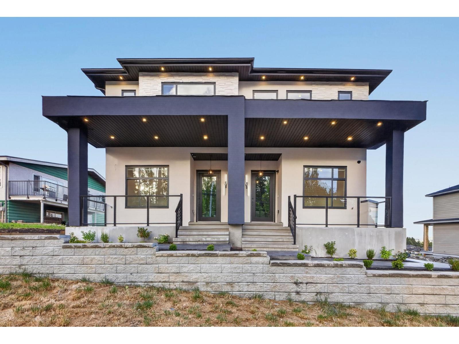 102 5642 144 St Street Property Photo 1