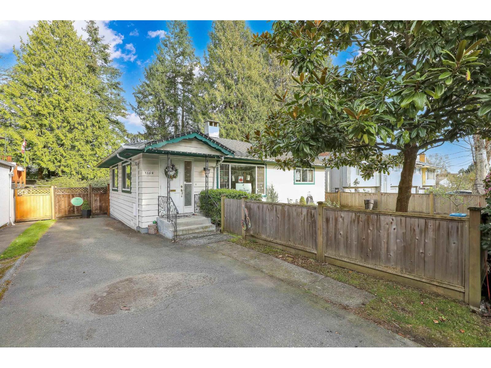 1554 Stevens Street Property Photo 1