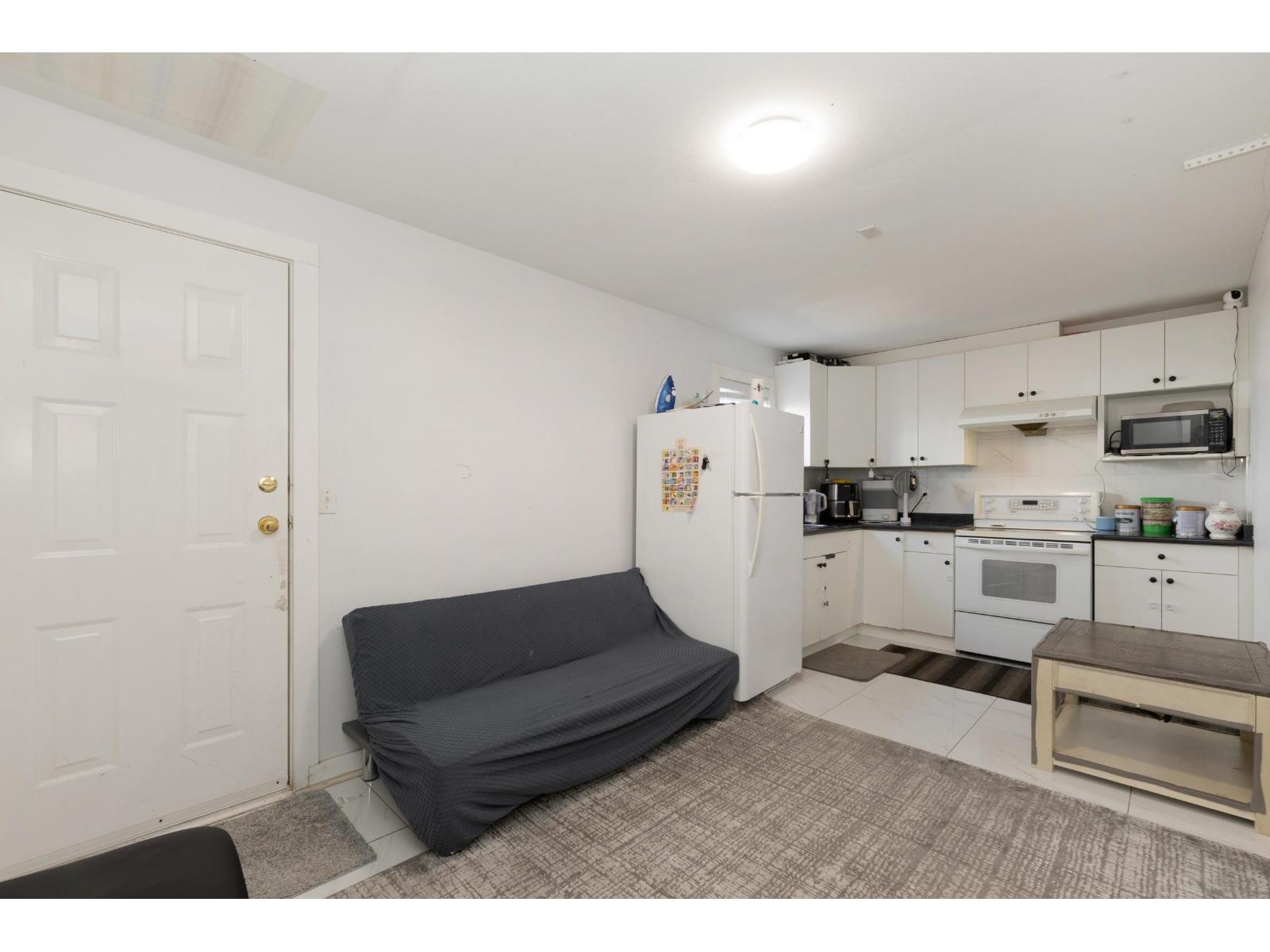 9057 142a Street Property Photo 28