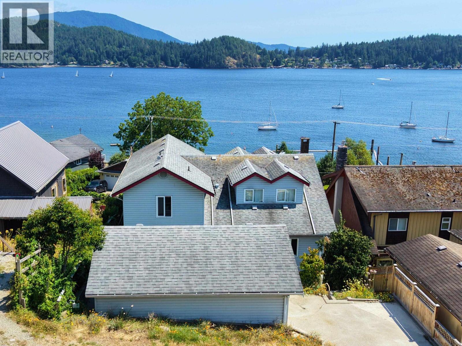 603 Marine Drive Property Photo 1