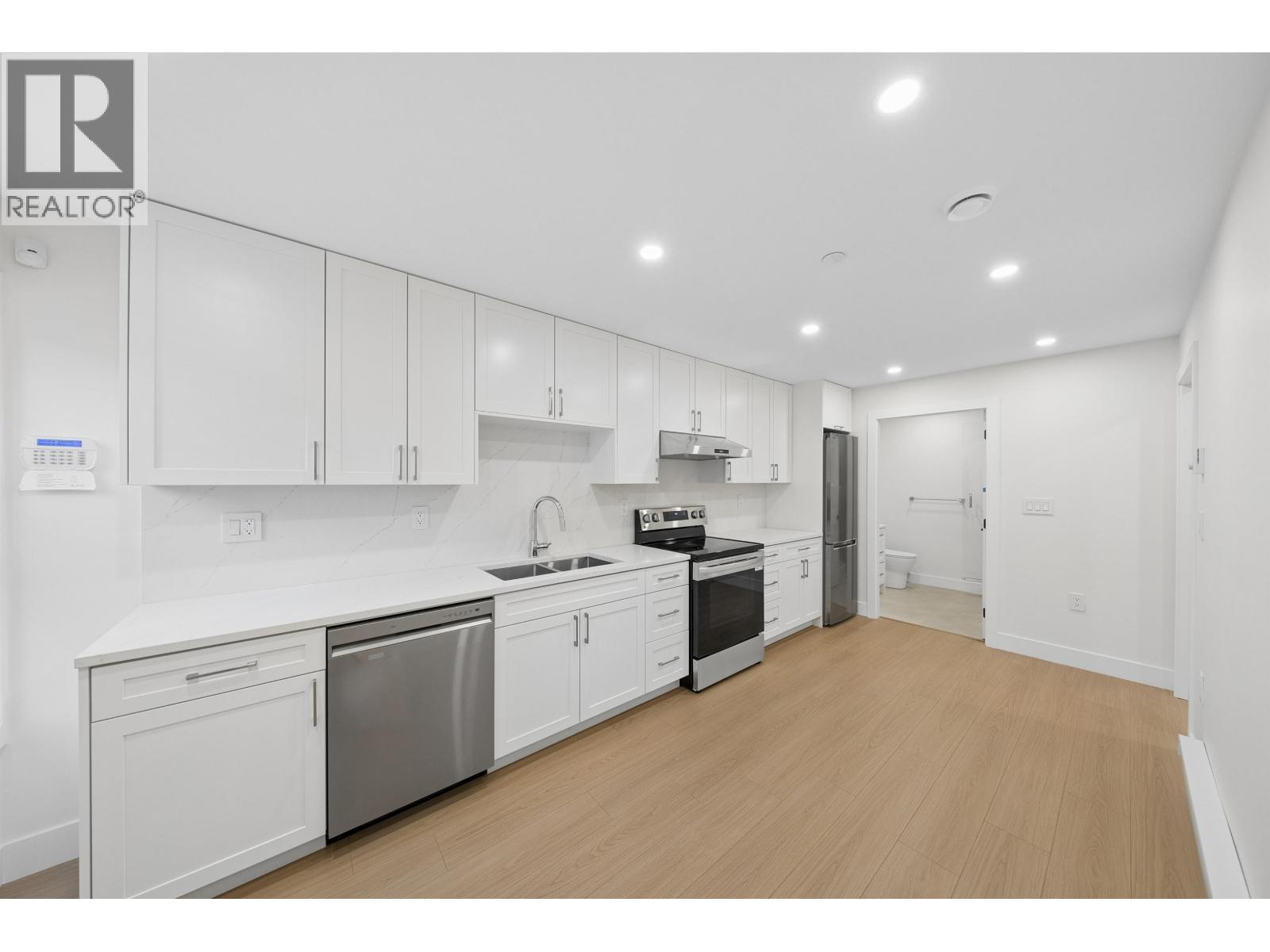 3469 Arbutus Street Property Photo 27