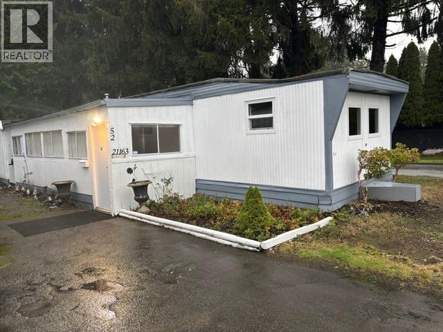52 21163 LOUGHEED HIGHWAY Property Photo 1