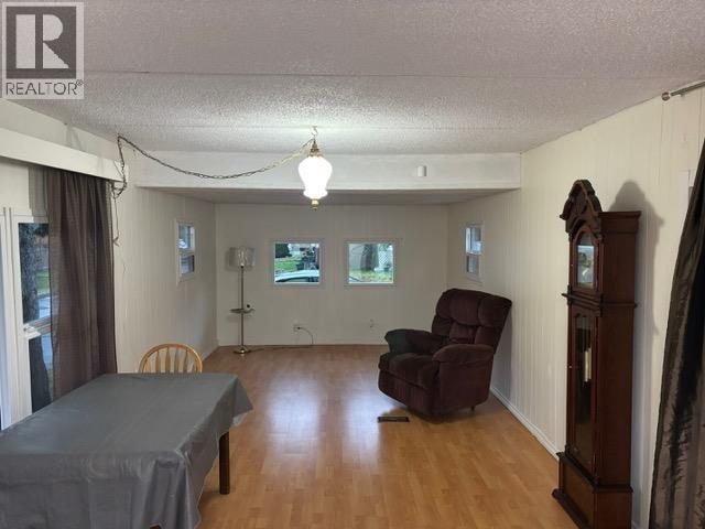 52 21163 Lougheed Highway Property Photo 5