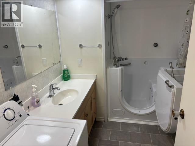 52 21163 Lougheed Highway Property Photo 9