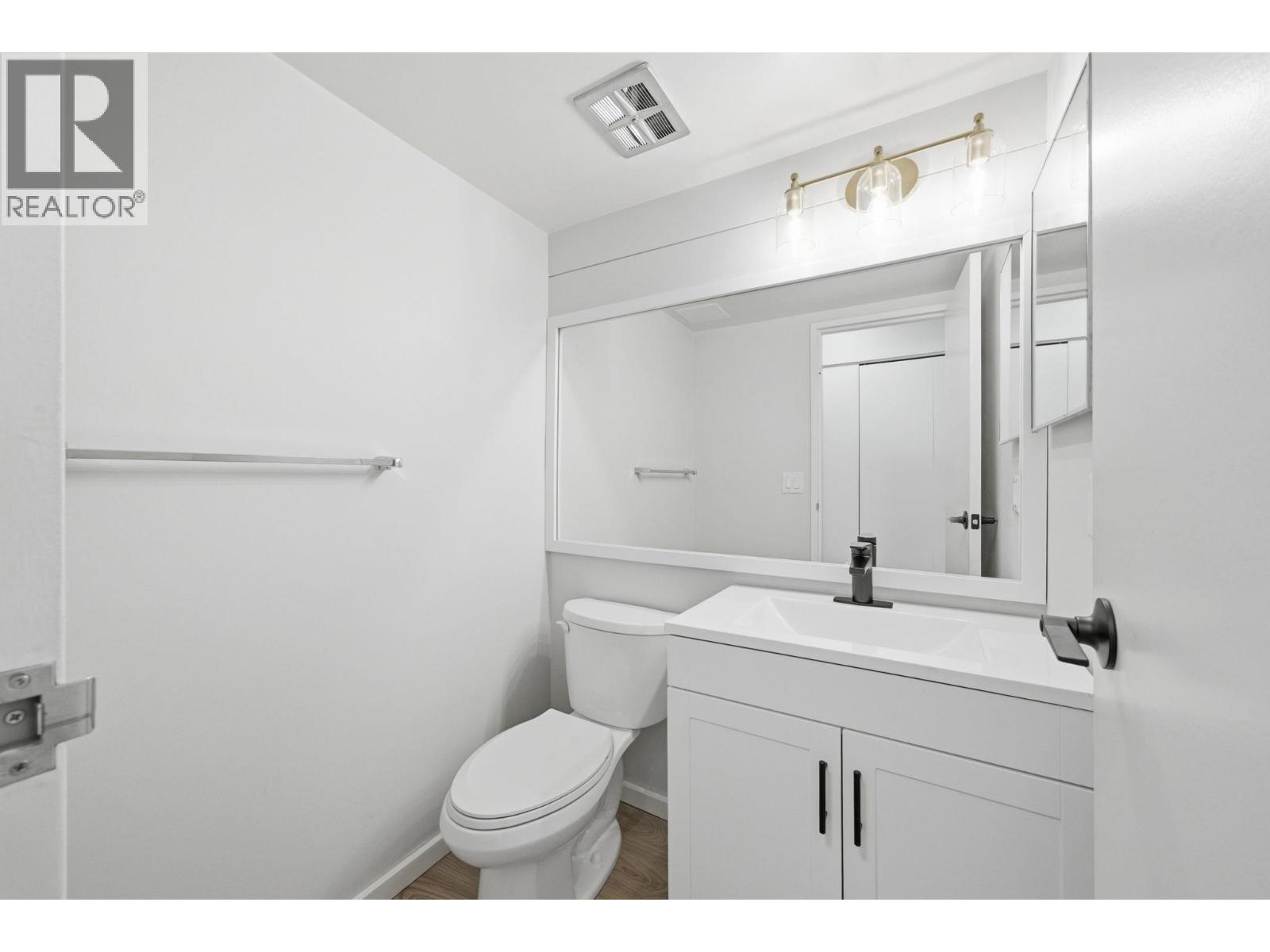 208 10631 No. 3 Road Property Photo 18