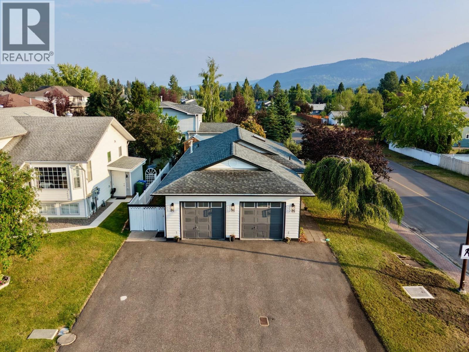 1411 Driftwood Crescent Property Photo