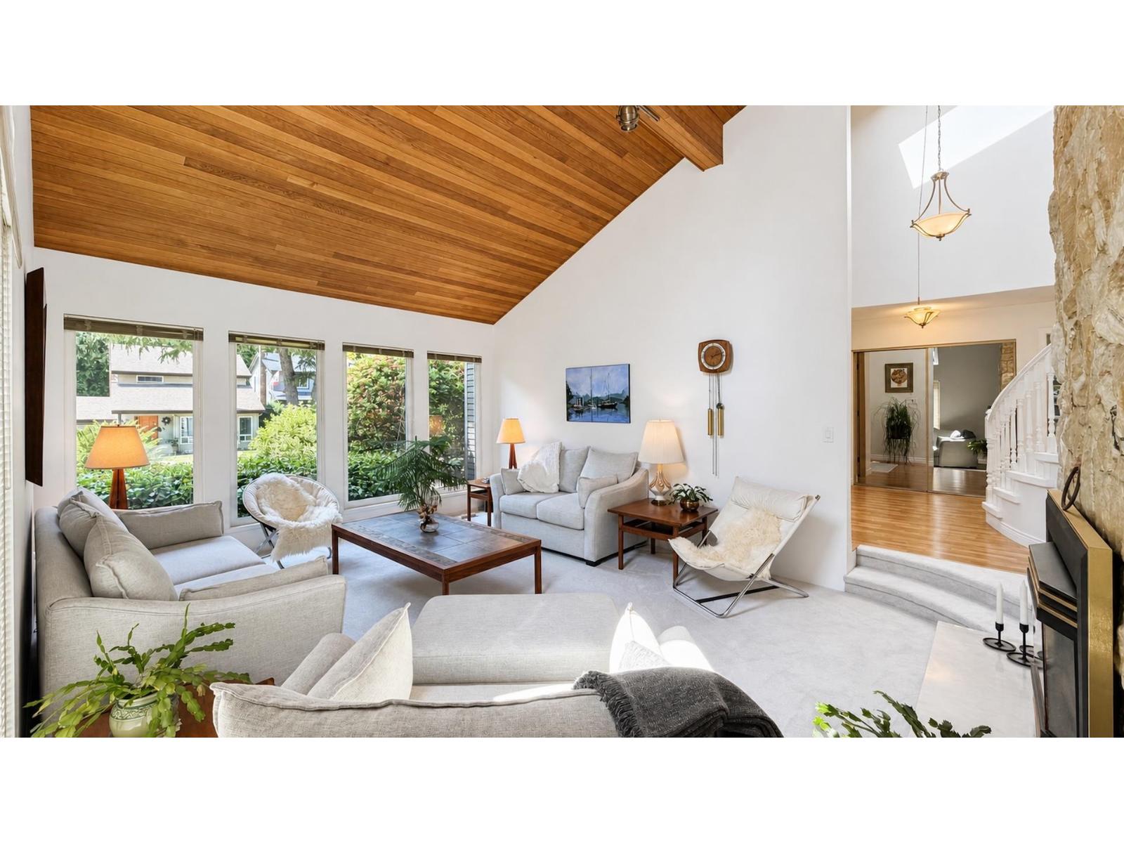 11715 CHATEAU WYND