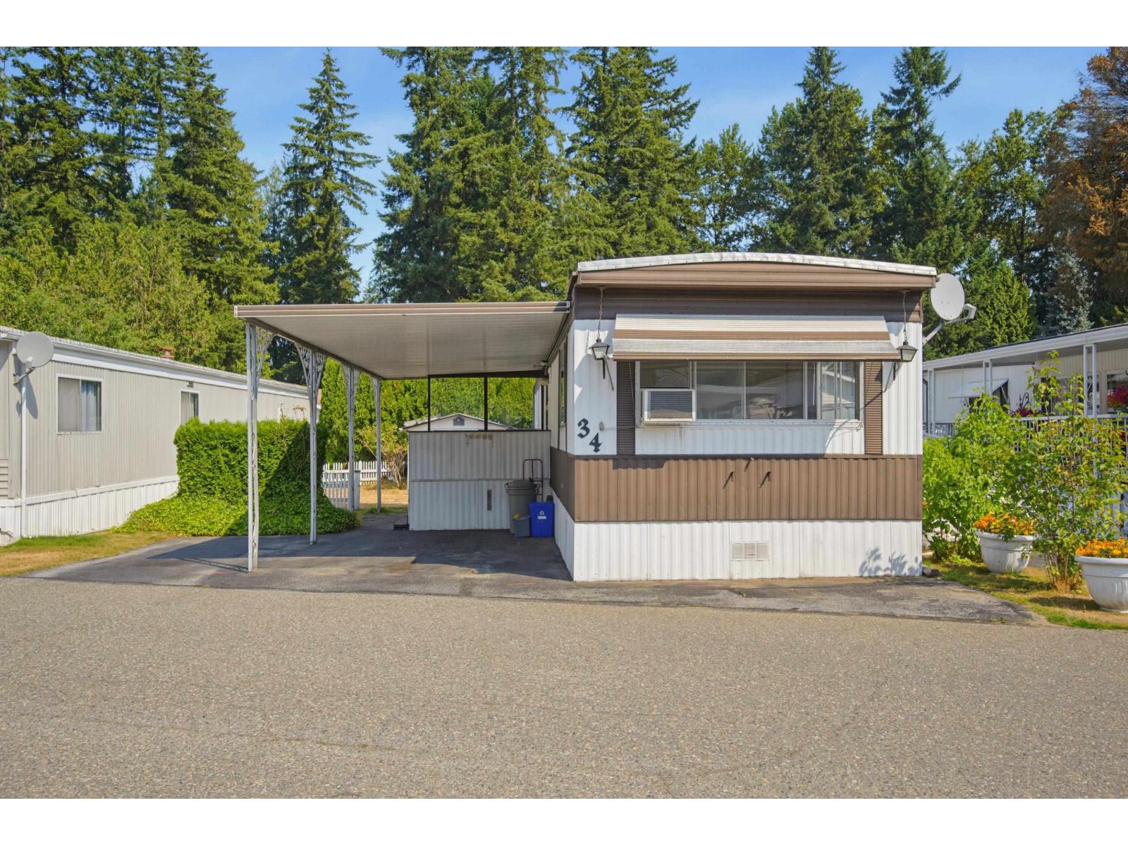34 9080 198 Street Property Photo 3