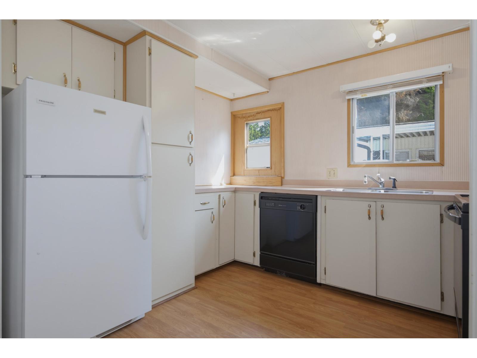 34 9080 198 Street Property Photo 13