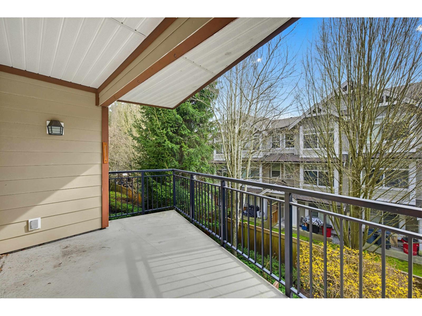 202 16068 83 Avenue Property Photo 3
