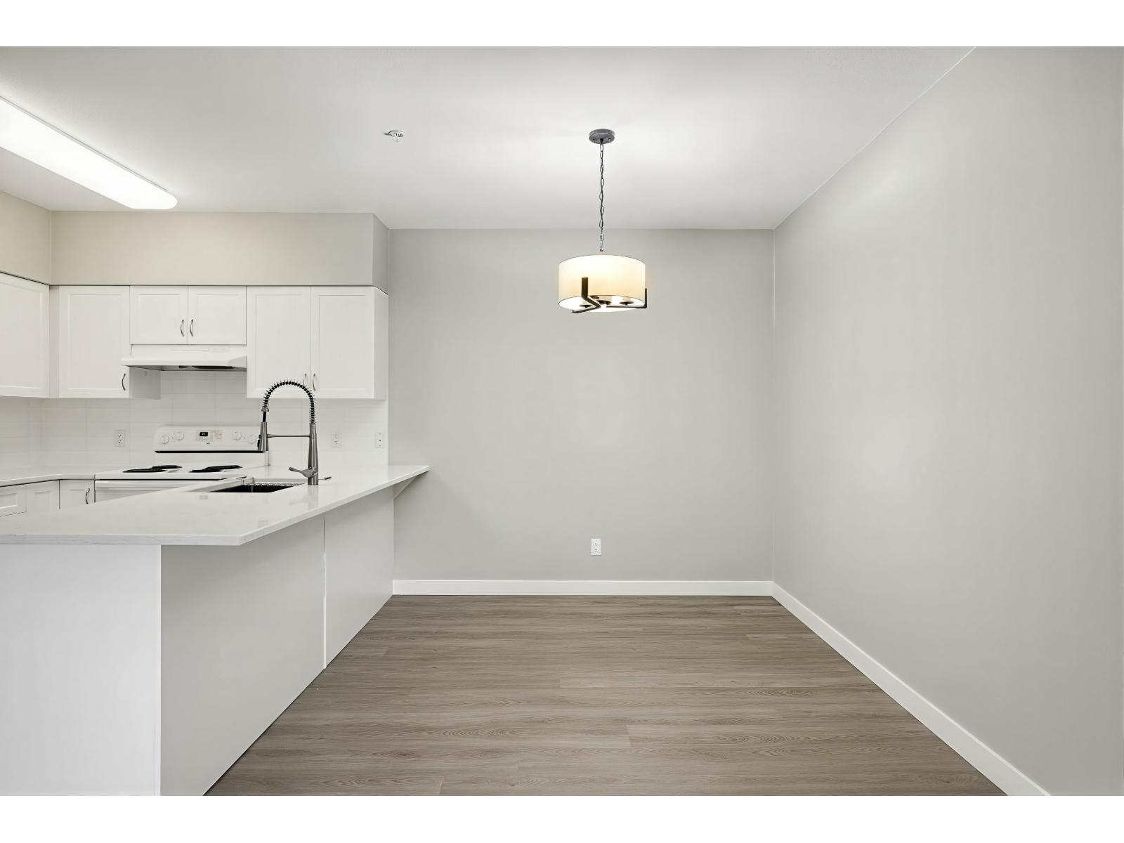 202 16068 83 Avenue Property Photo 13