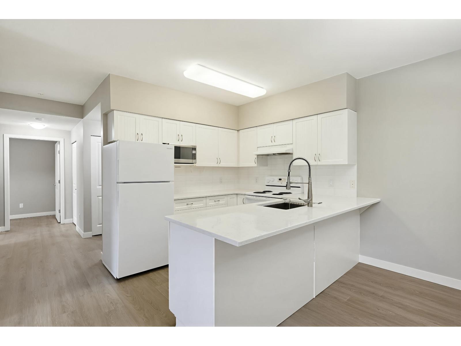 202 16068 83 Avenue Property Photo 15