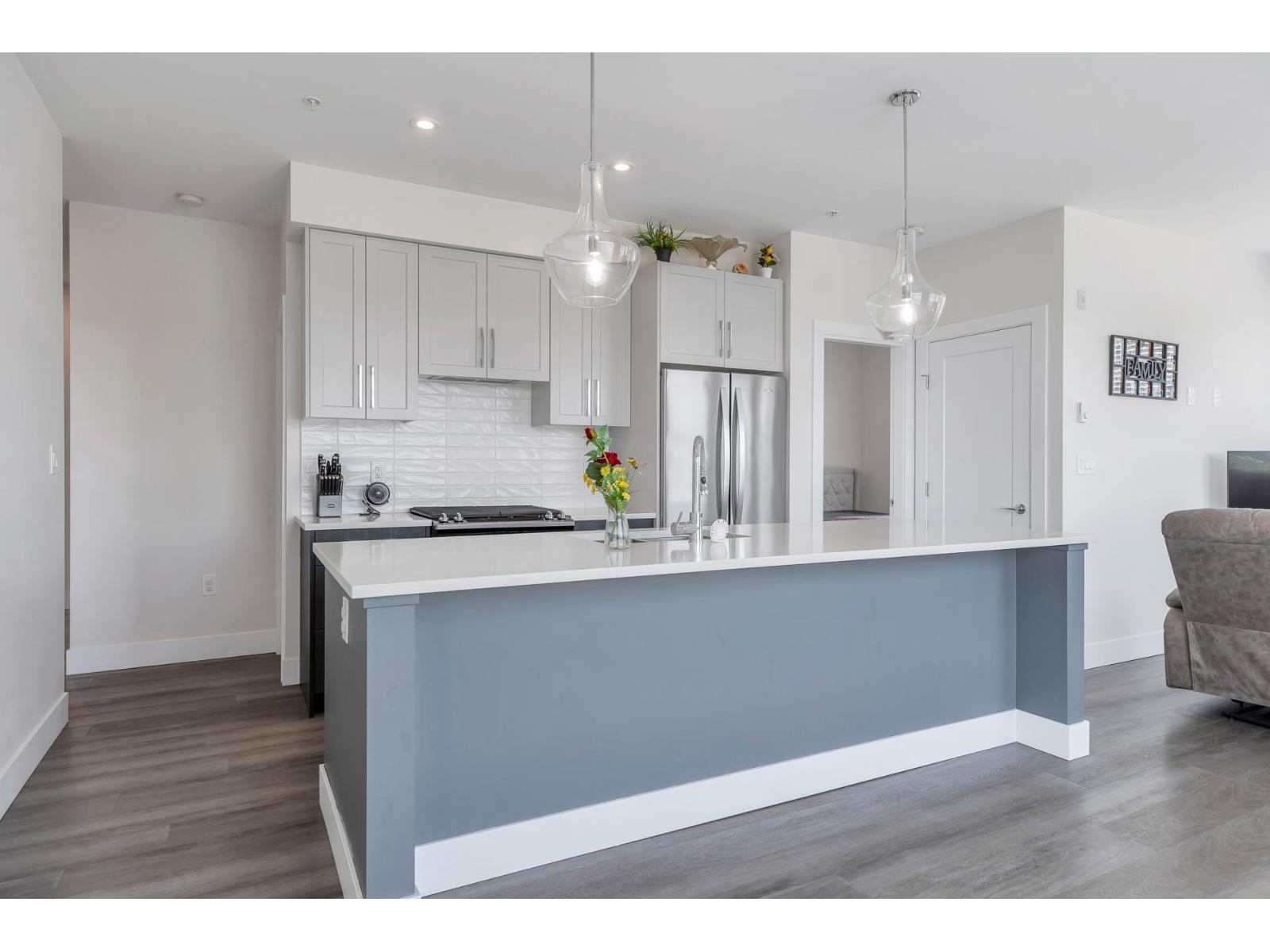 405 32838 Ventura Avenue Property Photo 5