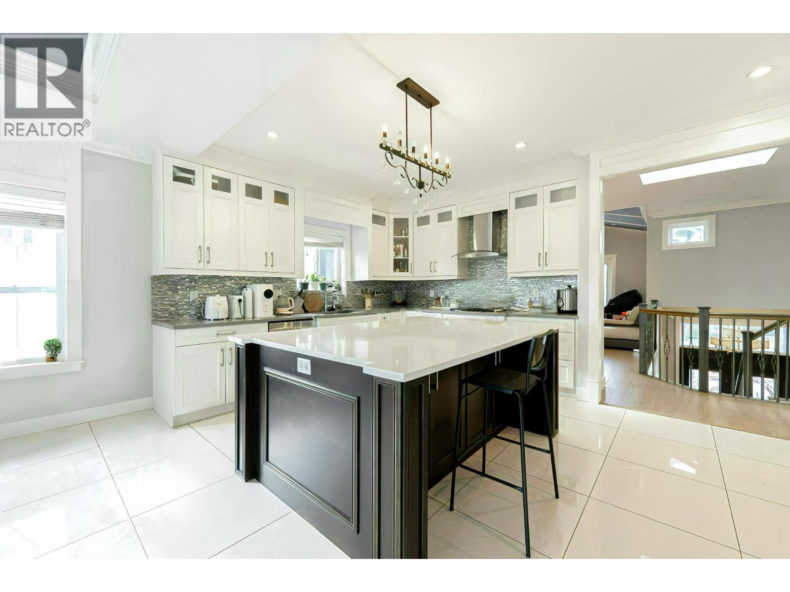 520 Ewen Avenue Property Photo 10