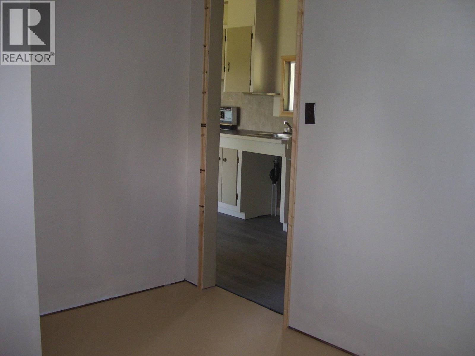 568 Yetta Road Property Photo 19