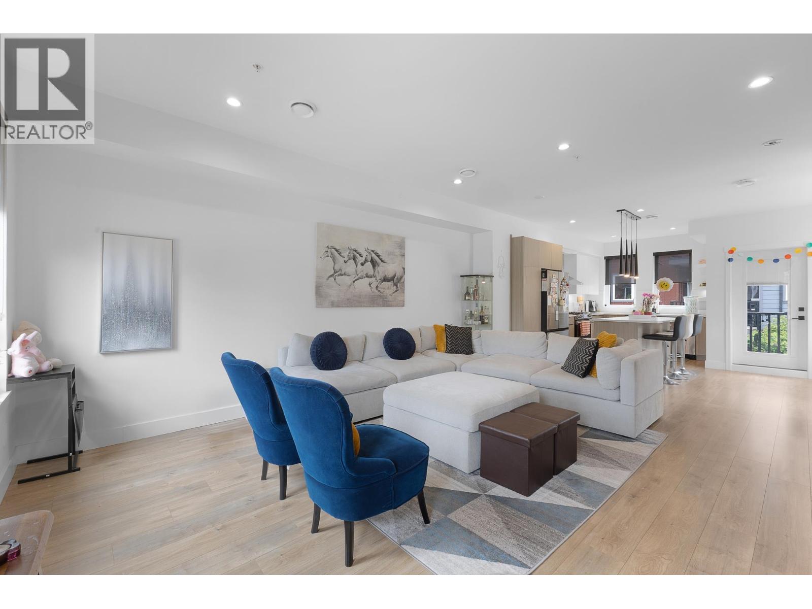 46 11851 232 Street Property Photo 5