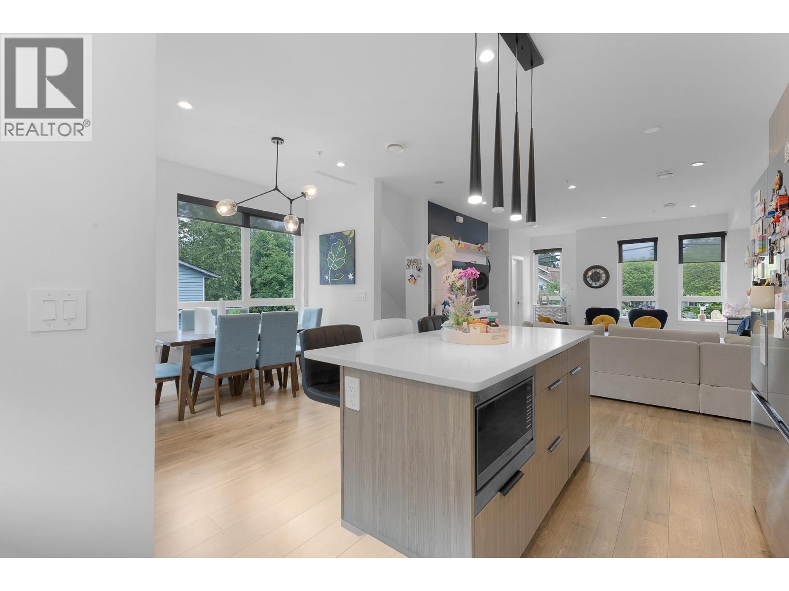 46 11851 232 Street Property Photo 9
