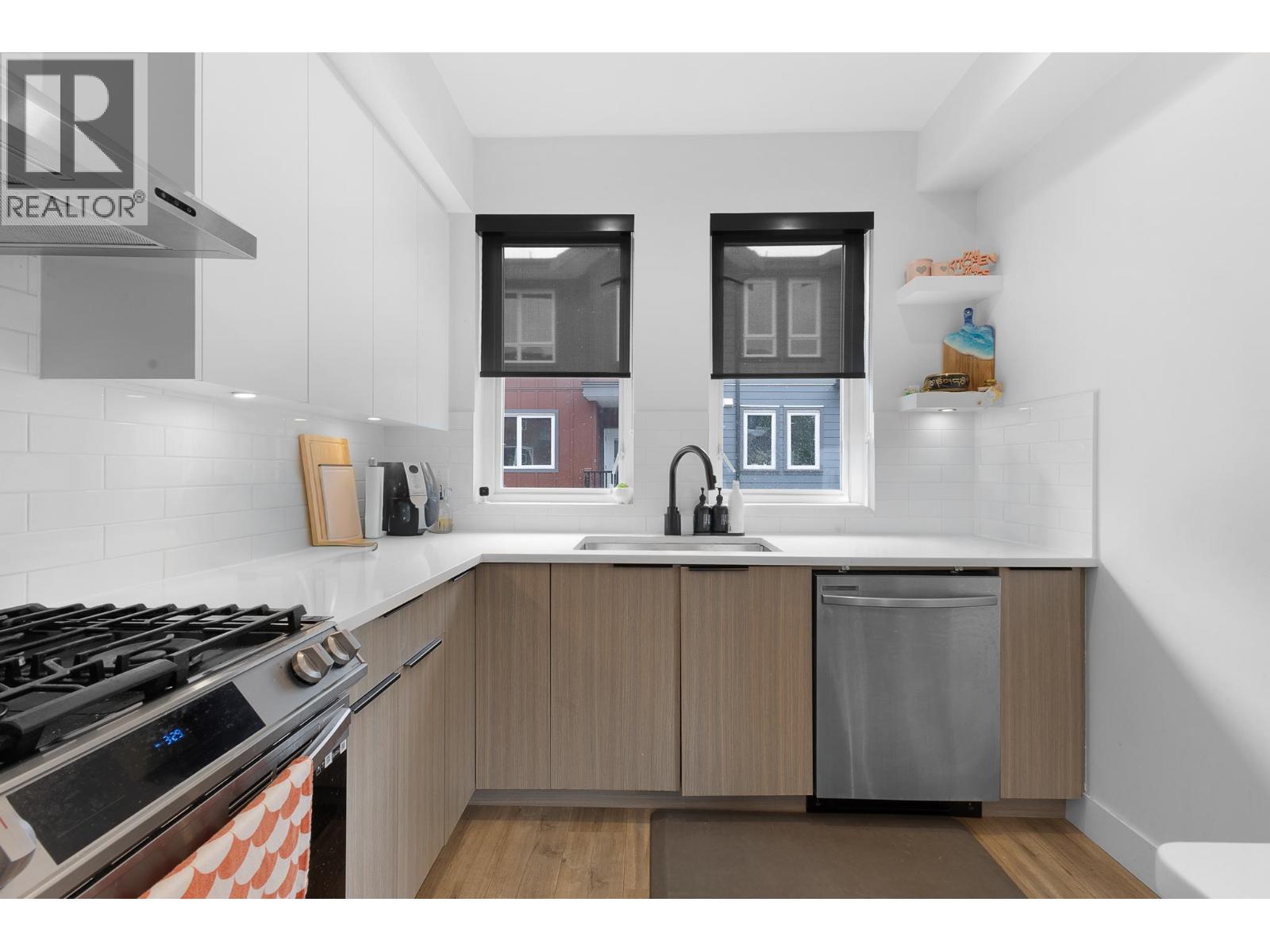46 11851 232 Street Property Photo 10