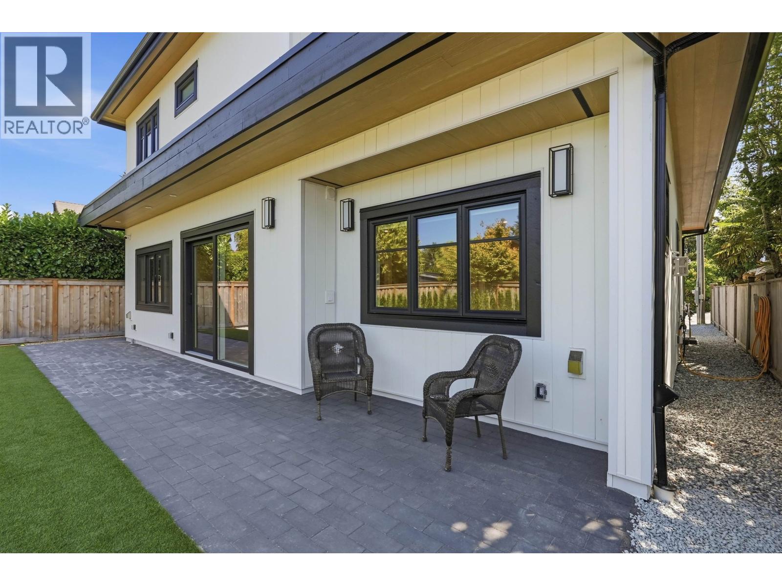 173 66a Street Property Photo 17
