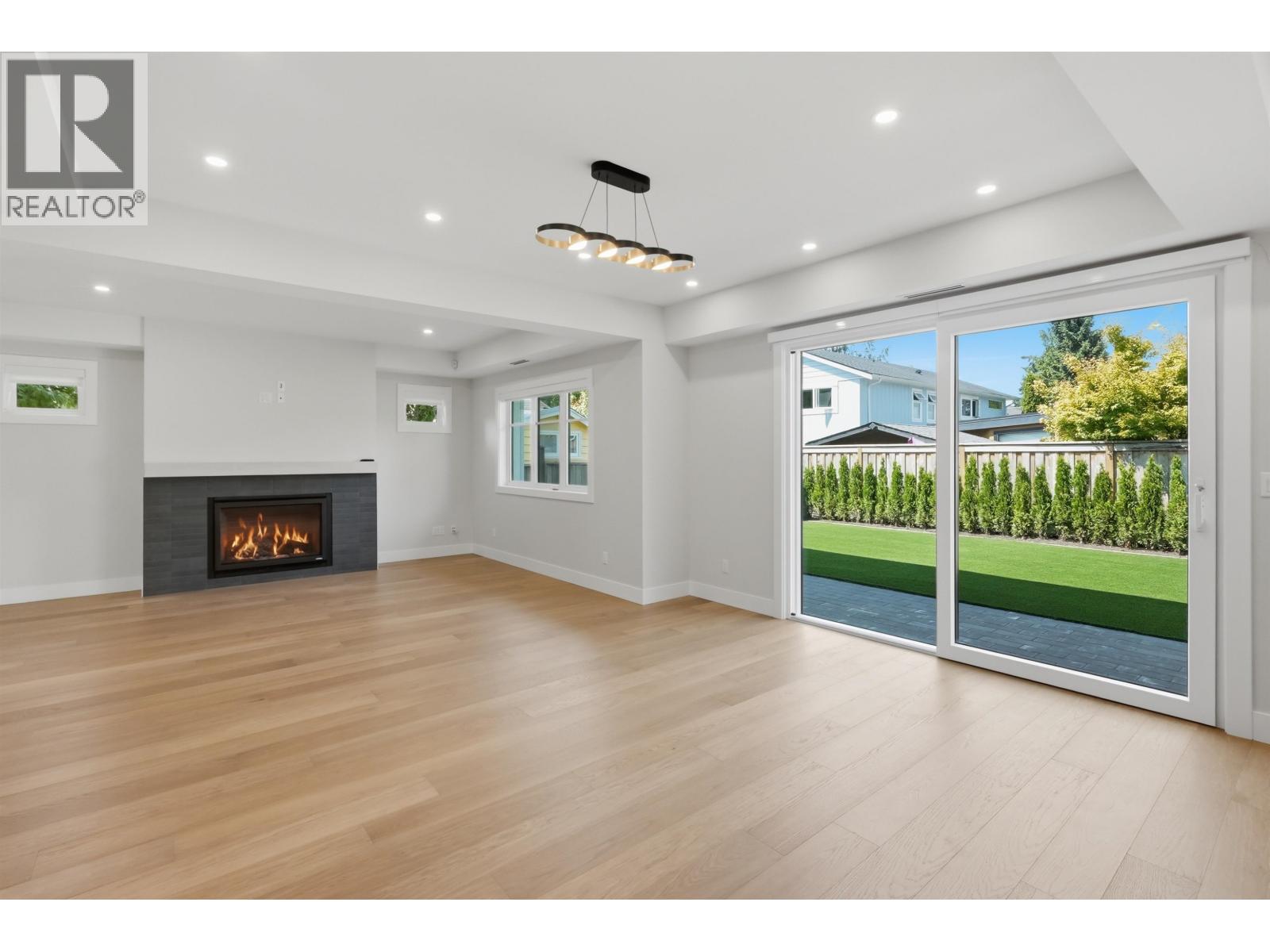 173 66a Street Property Photo 25