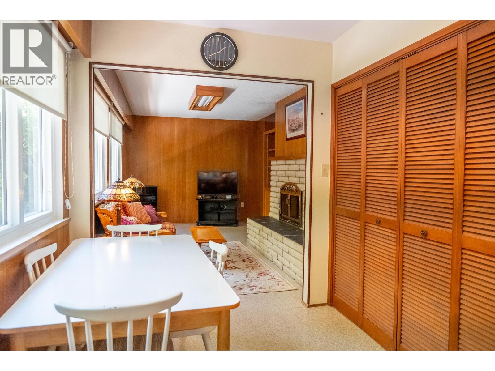 2610 Gunwhale Road Property Photo 10