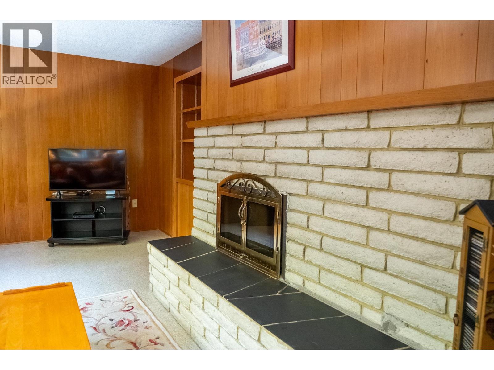 2610 Gunwhale Road Property Photo 12