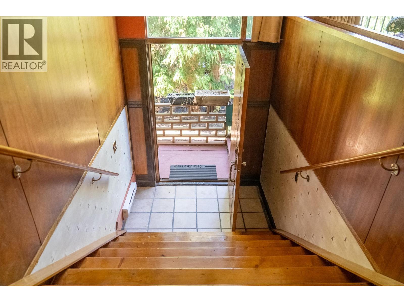 2610 Gunwhale Road Property Photo 24