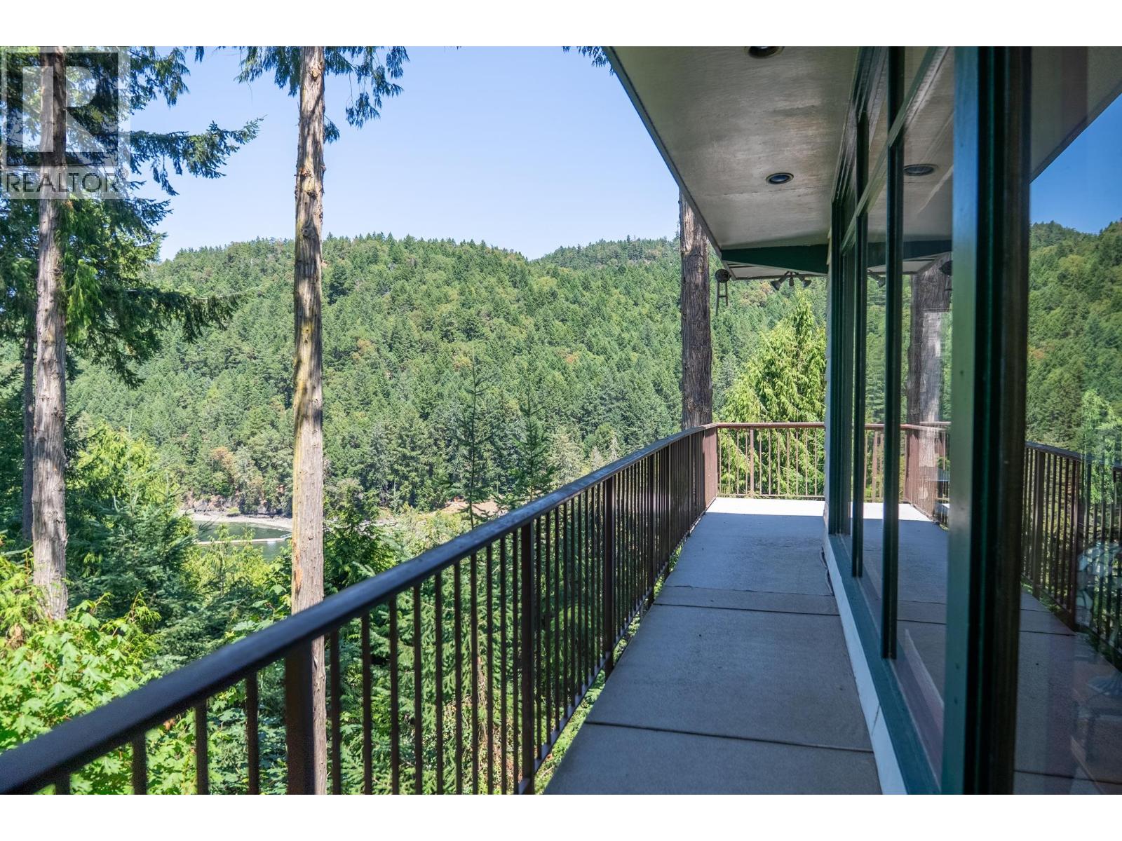 2610 Gunwhale Road Property Photo 26