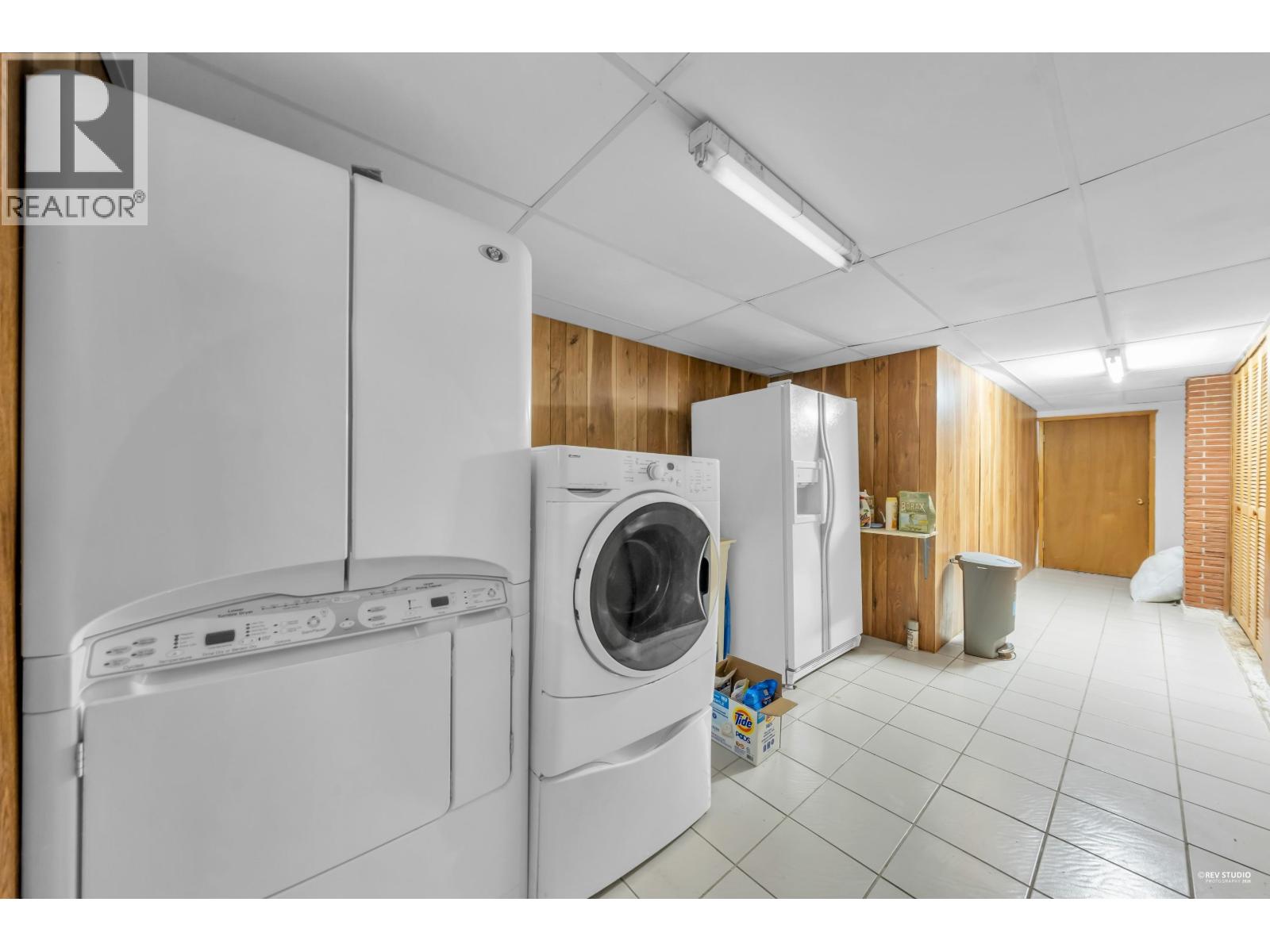 1230 Queens Avenue Property Photo 28