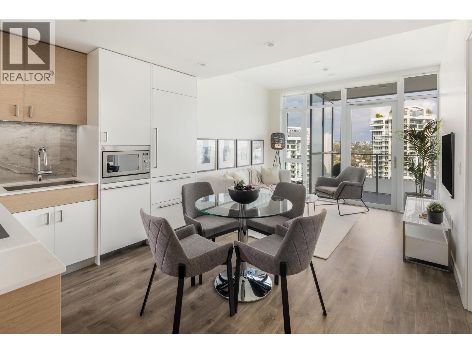 2203 200 Klahanie Court Property Photo 6