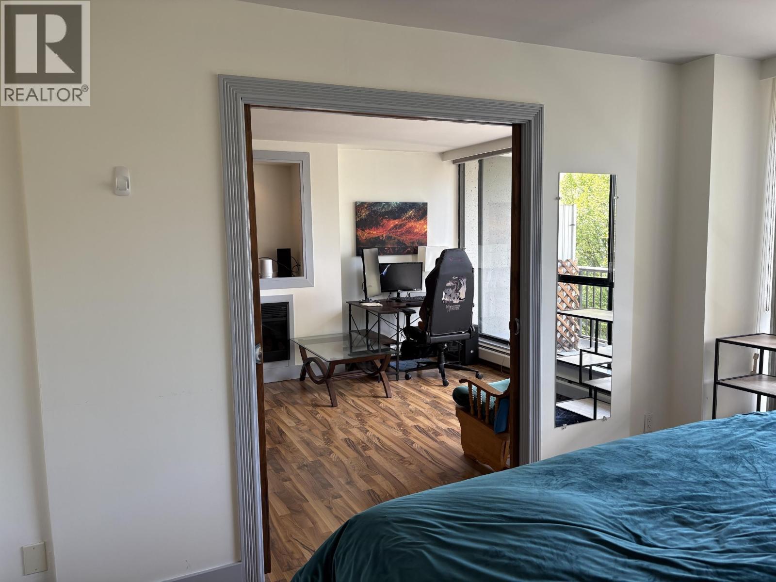 206 710 Seventh Avenue Property Photo 19