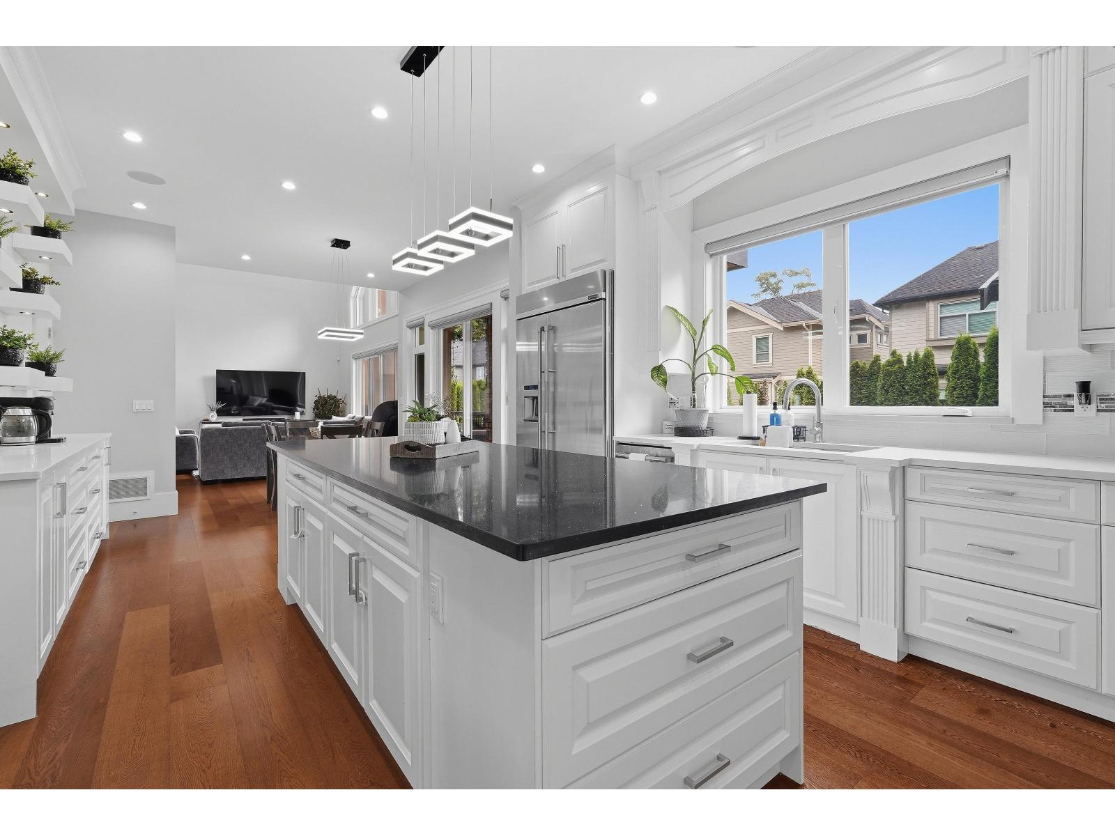 17108 4 Avenue Property Photo 11