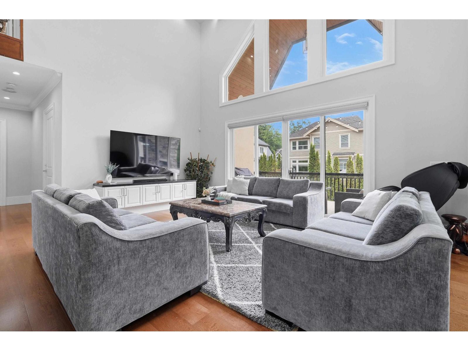 17108 4 Avenue Property Photo 16