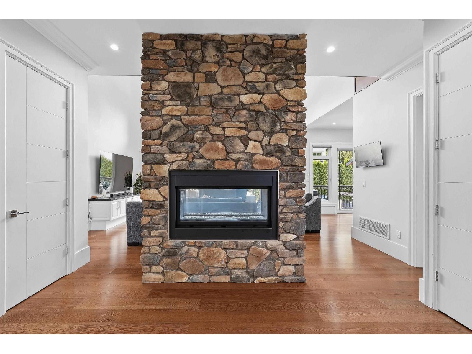 17108 4 Avenue Property Photo 19