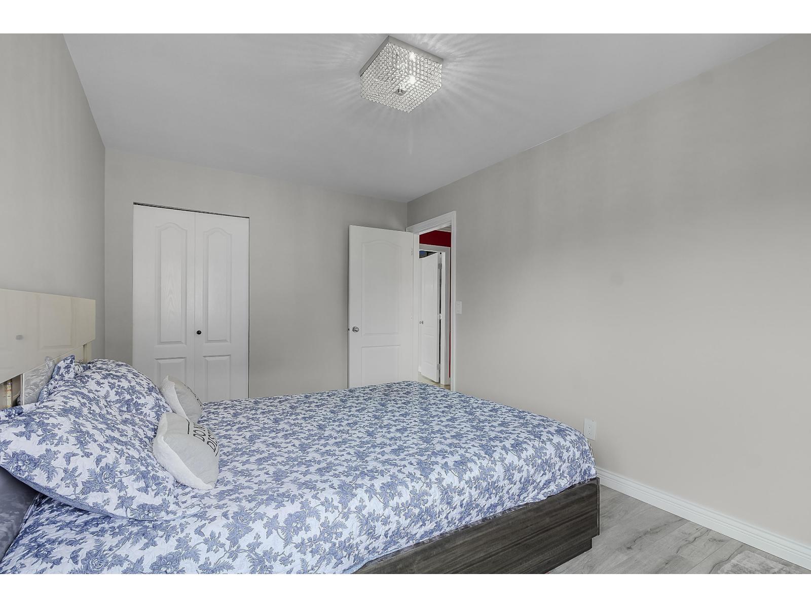33821 Grewall Crescent Property Photo 28