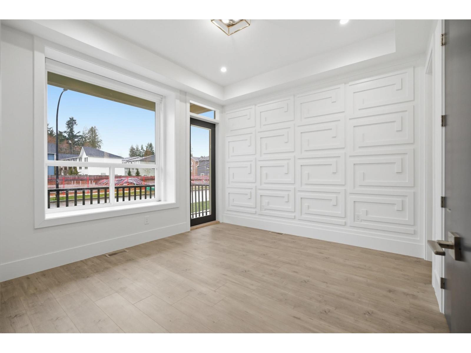 17130 1 Avenue Property Photo 11