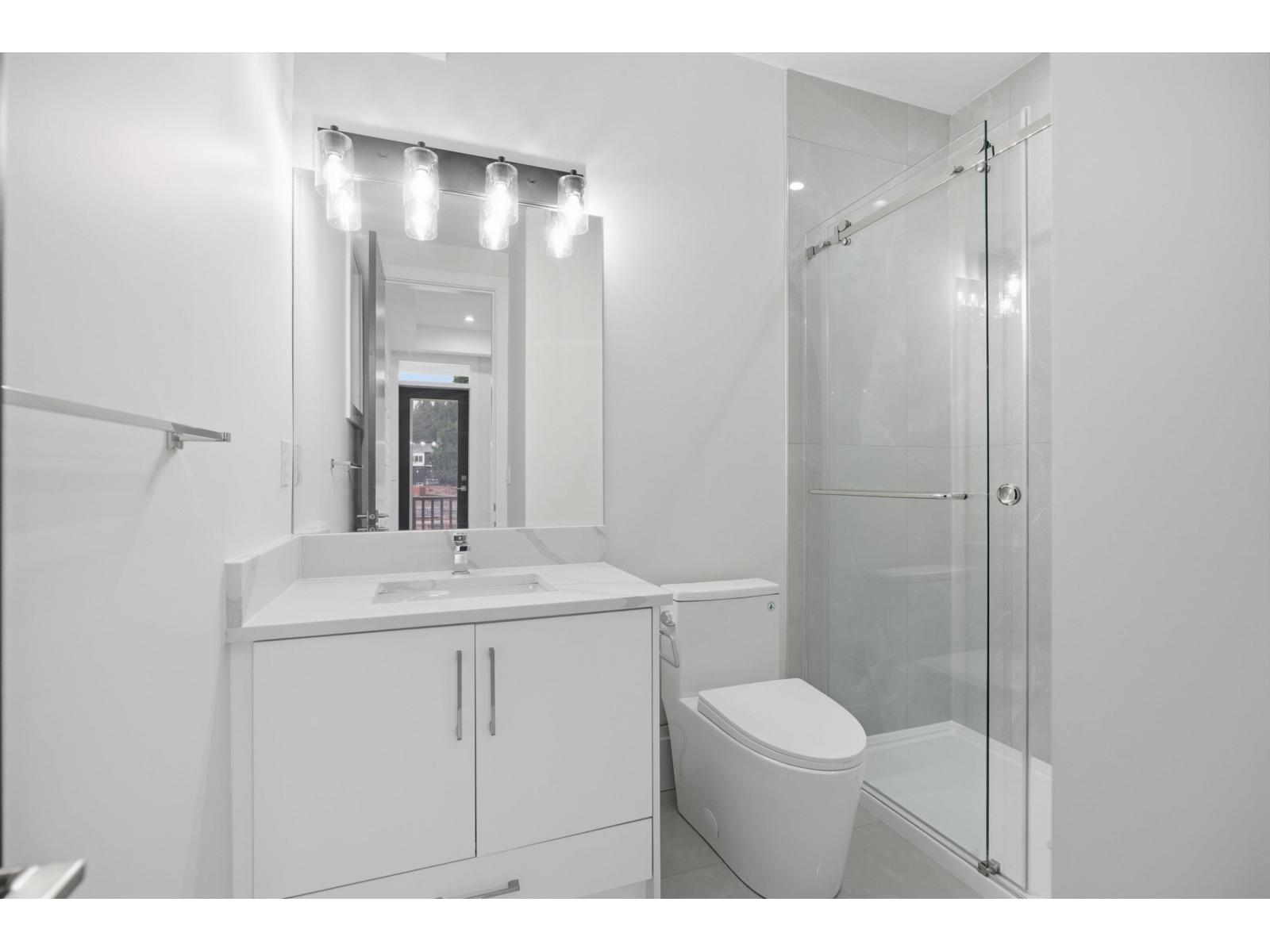 17130 1 Avenue Property Photo 12